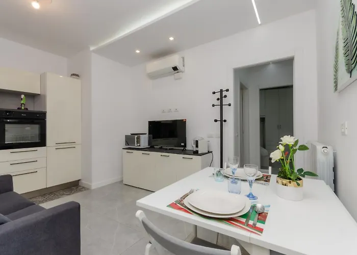 Vivimihome - Ronchi House Апартаменты *