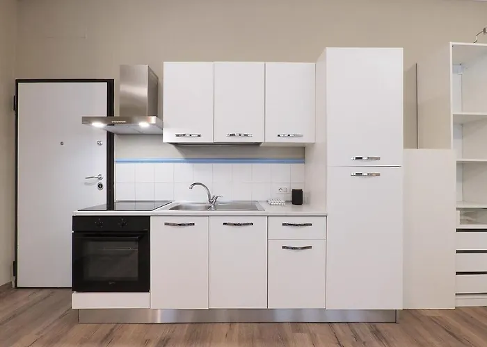 Contempora - Luminous With Spacious Bathroom - Isola Apartamento *