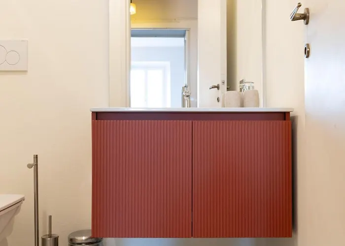 Splendido Trilocale Di Design Nel Centro Di - Mirable Pm