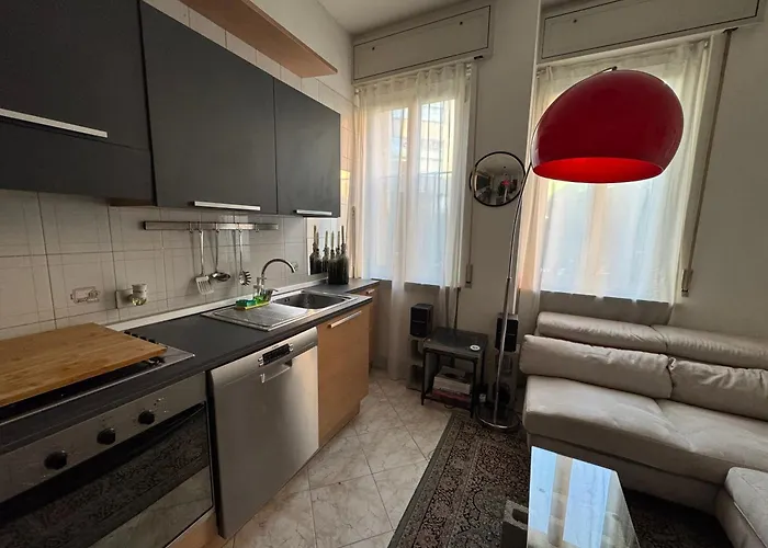 Entire Private 12 Minutes From Duomo *