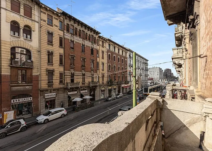 Isola District - Fashion House * Milánó