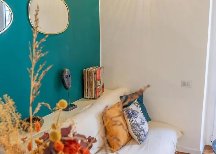 Maison Lumiere - A Few Steps From Station Lägenhet Milano