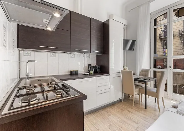 Isola District - Fashion House * Milánó