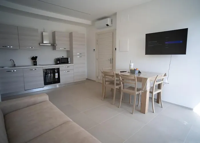 16 Nevoso Palace * 밀라노