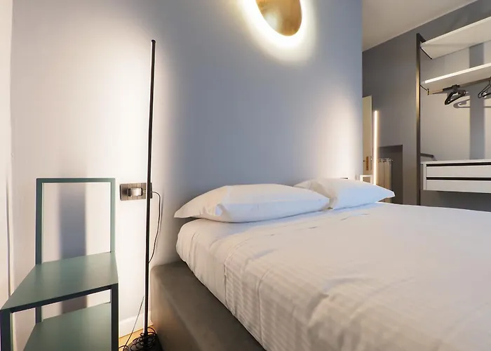 Mila Cenisio Mailand