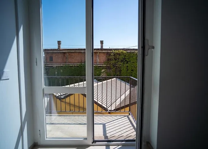 16 Nevoso Palace * 밀라노