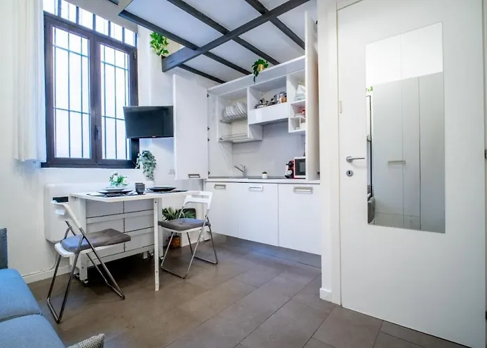 公寓 Close Station New Mini Loft Ac Wifi *