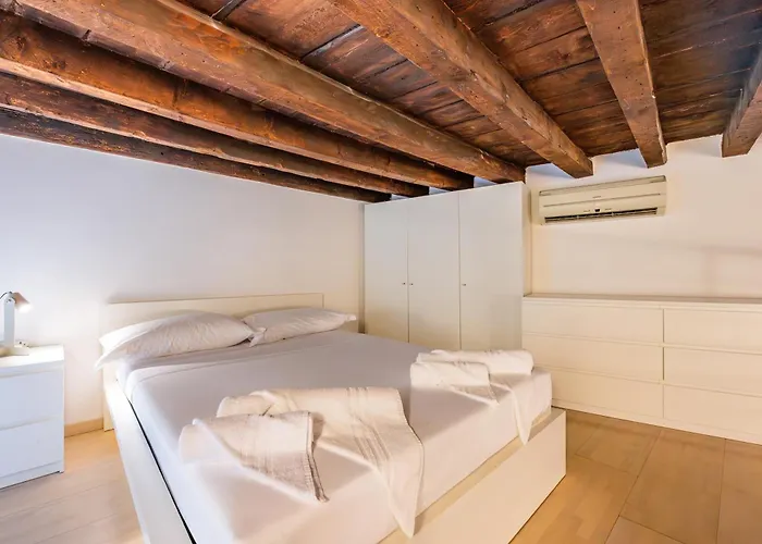 Center's Nest - In The Historic Center Lejlighed