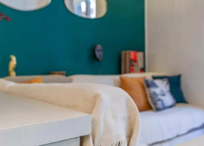 Lägenhet Maison Lumiere - A Few Steps From Station Milano