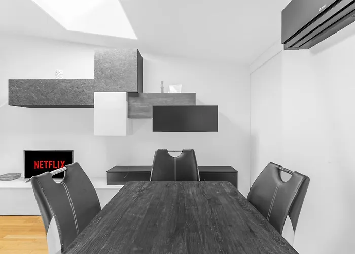 شقة Attico Con Vasca, Posto Auto E Metro Sotto Casa ميلان