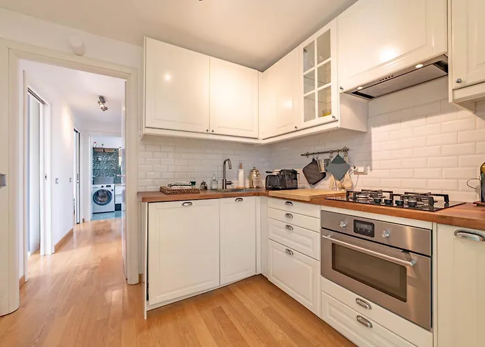 10' Navigli, Penthouse With Panoramic View *