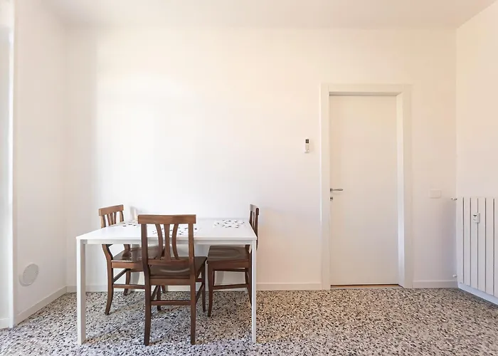 Rrrapido Sant' Ambrogio And - Via Olona * Milaan