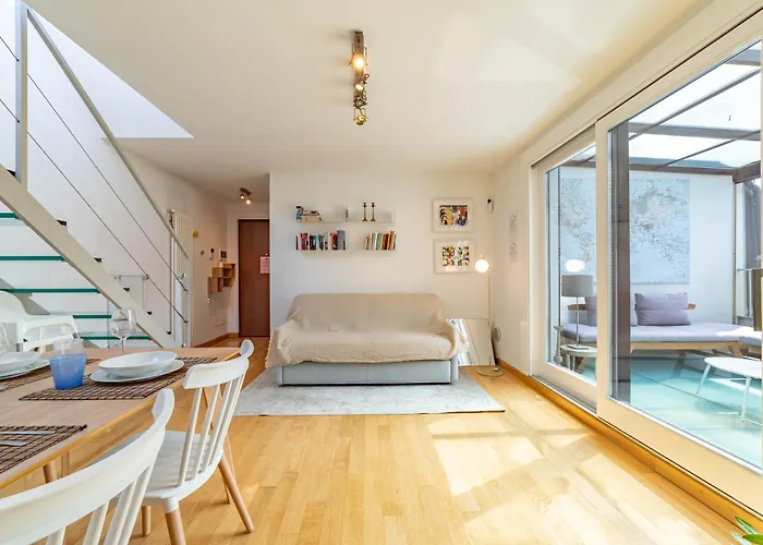 10' Navigli, Penthouse With Panoramic View *