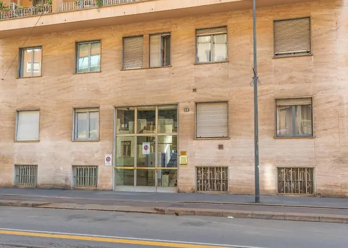 Lägenhet Maison Lumiere - A Few Steps From Station Milano