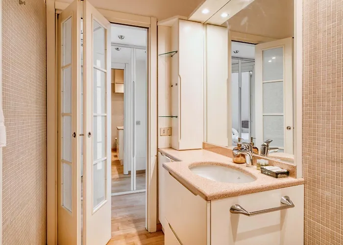 Modern 1 Br Near Gae Aulenti * Mailand