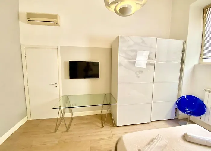 Apartment Central-duomo- Beautiful Loft - 400 Meters From The Metro