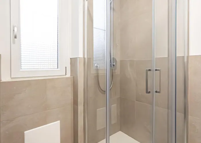 Rrrapido Sant' Ambrogio And - Via Olona * Milaan