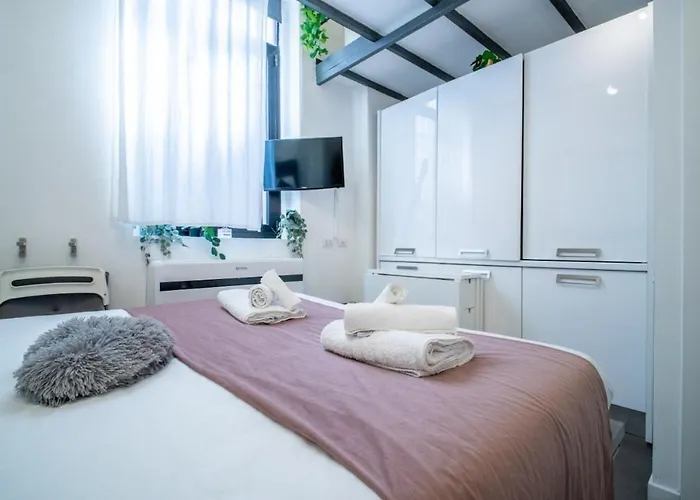 公寓 Close Station New Mini Loft Ac Wifi *