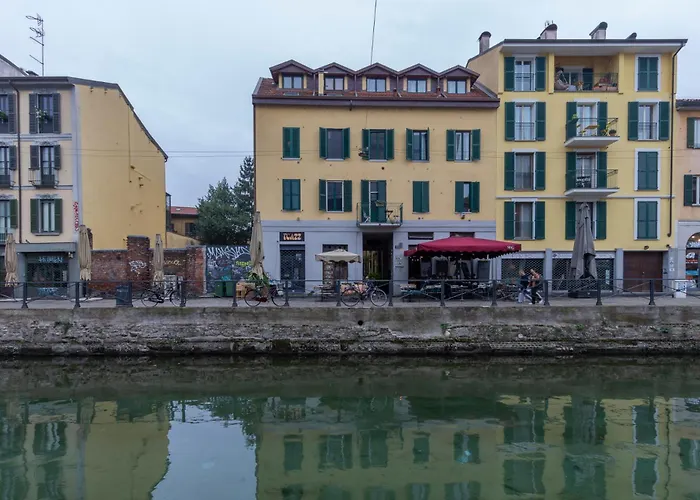 I-host - Ripa Navigli * Milano