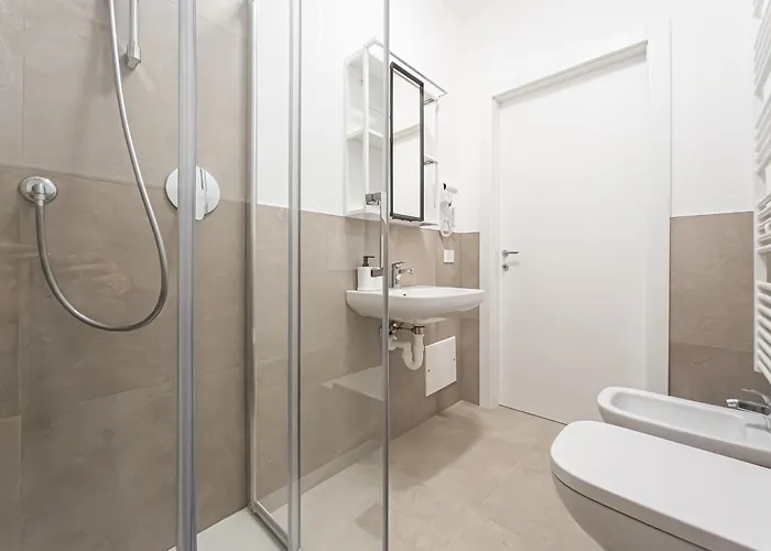 Rrrapido Sant' Ambrogio And - Via Olona Milaan