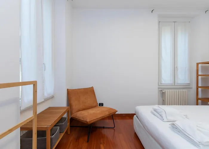 I-host - Ripa Navigli * Milano