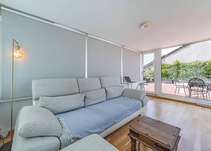 10' Navigli, Penthouse With Panoramic View *