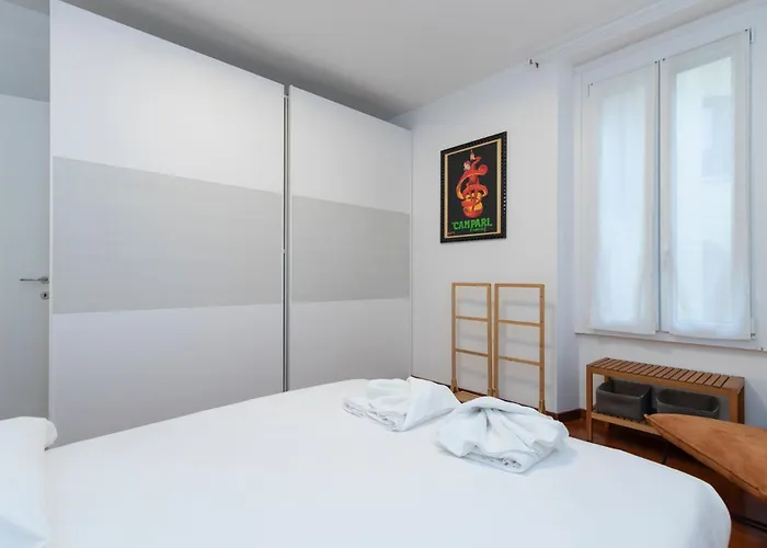 I-host - Ripa Navigli