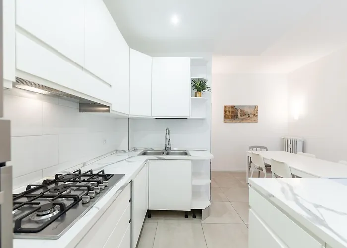 Valtorta Living - Elegant 3br Mm Turro