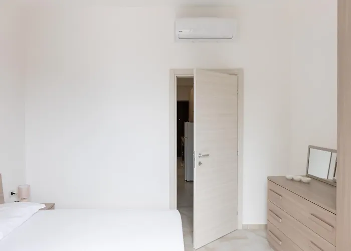 Elegant One Bedroom In Rovereto - Mirable Pm