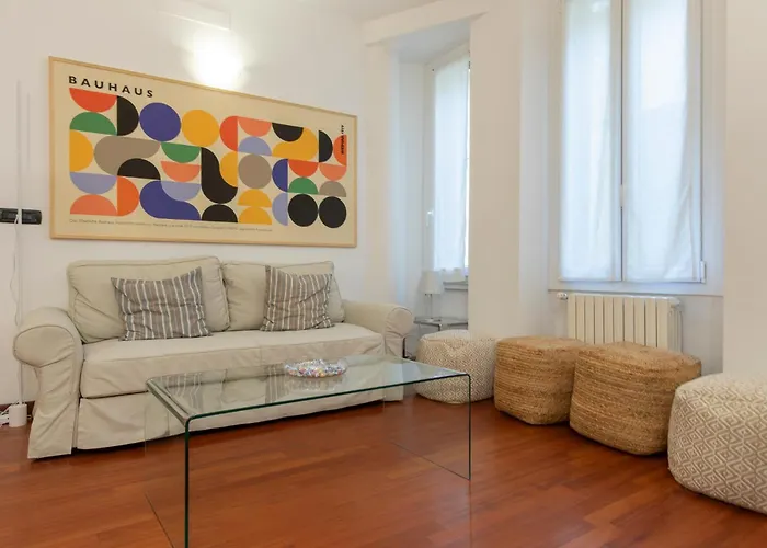 I-host - Ripa Navigli Lägenhet *