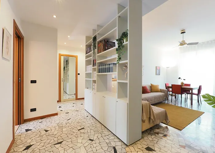 Primopiano - Corsica Милан