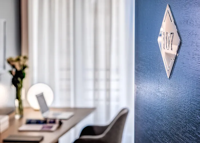 Victor Boutique Отель 3*