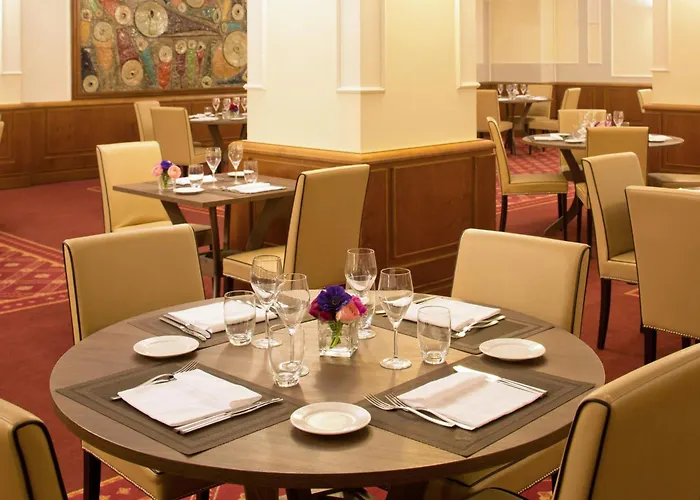 Starhotels Business Palace Otel