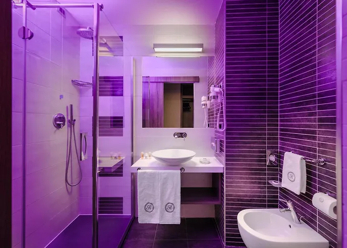 Mentana, By R Collection 4* Milan