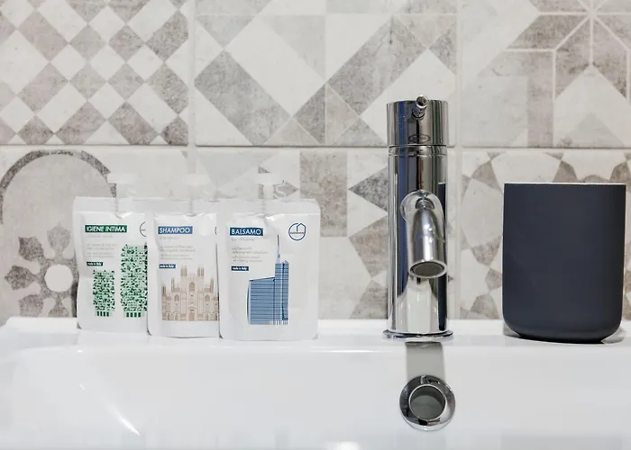 Italianway Easy - Passeroni 2 公寓 *