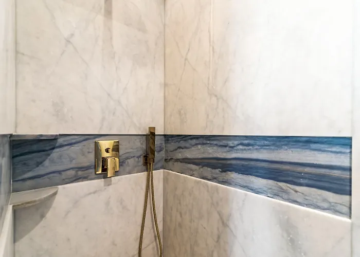 Riviere Private Scala 招待所 3*