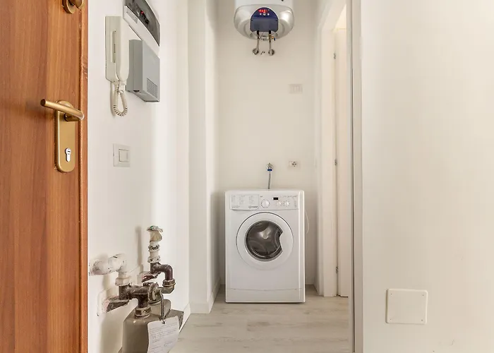 Alessia's Flat- M3 Corvetto Apartamento