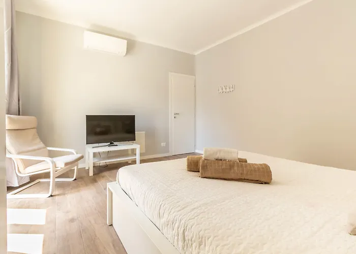 Alessia's Flat - Michetti Apartament *