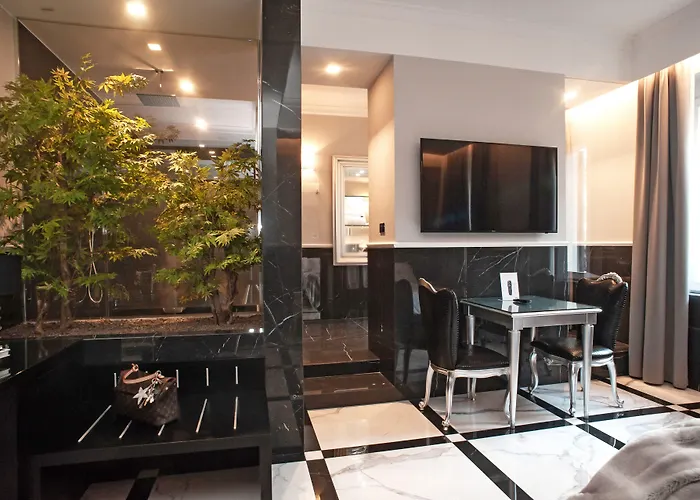 Гостевой дом The Unique Brera 4*