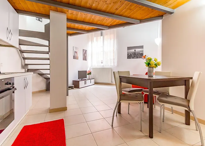 Alessia's Flat- Portello 3 *