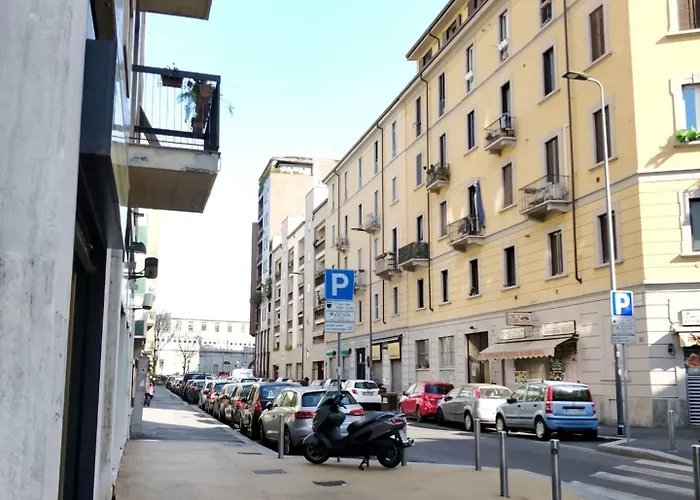 Joy בית הארחה 3*