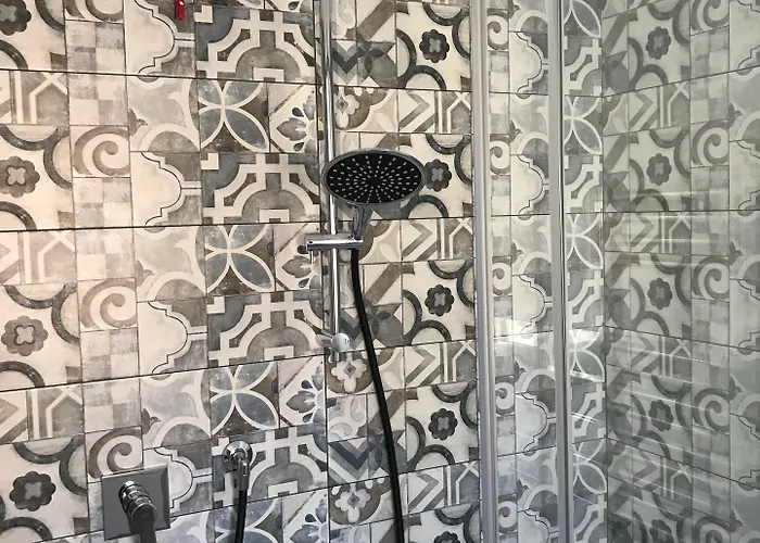 בית הארחה Joy