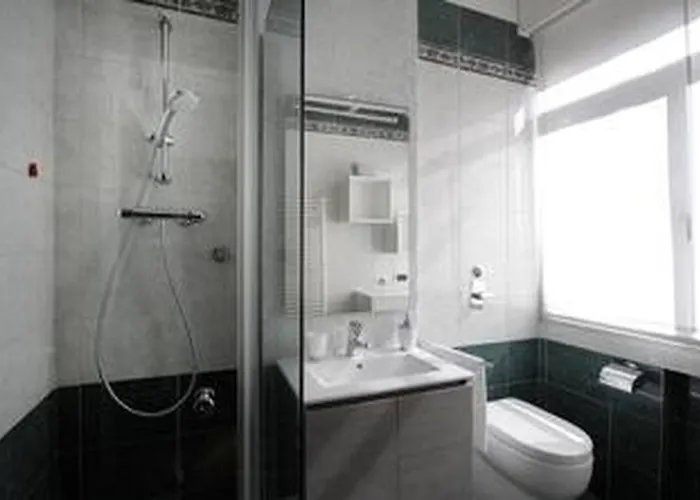 Final Weekend Design Week - Up To 4 People - 2 Bathrooms Lejlighed *