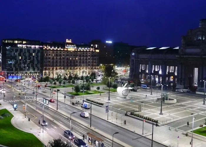 Apartamento The Wine Cave, Spacious 2Bdr 100Sqm Apartment, Steps From Milano Centrale, Ideal For Large Families And Groups - Strong Wifi Milán