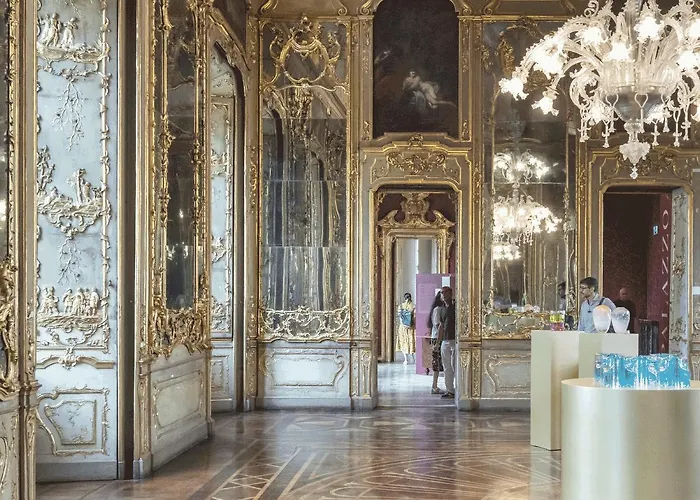 Apartamento Antica With Outdoor In The Heart Of Centre, 4 Bedrooms