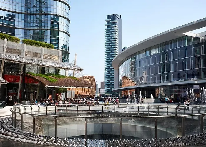 The Wine Cave, Spacious 2Bdr 100Sqm Apartment, Steps From Milano Centrale, Ideal For Large Families And Groups - Strong Wifi