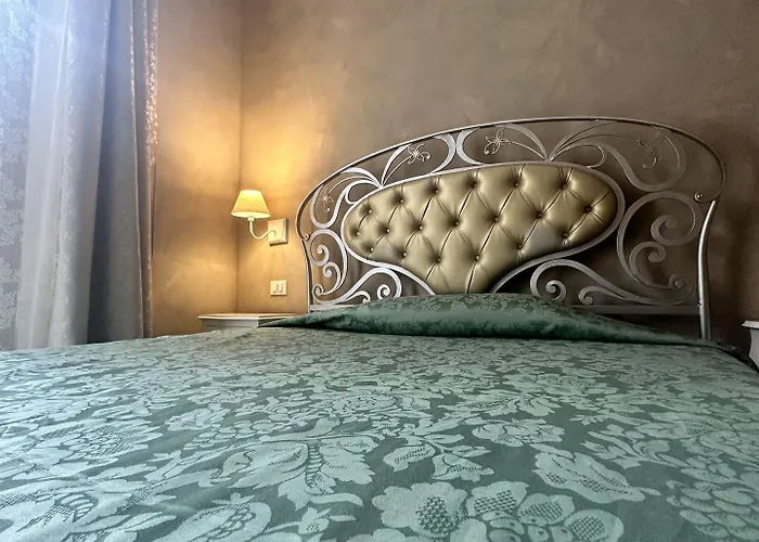 Boutique Calais Hotell *