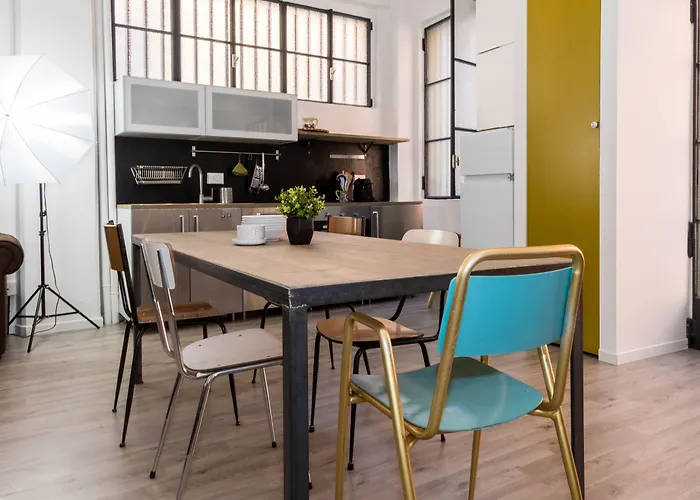 Joivy Exclusive For 4 In Navigli Near Parks アパート *