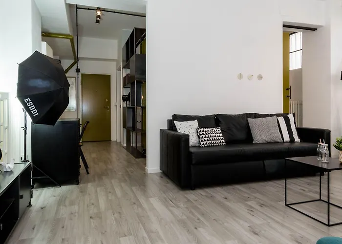 Joivy Exclusive For 4 In Navigli Near Parks Apartmán