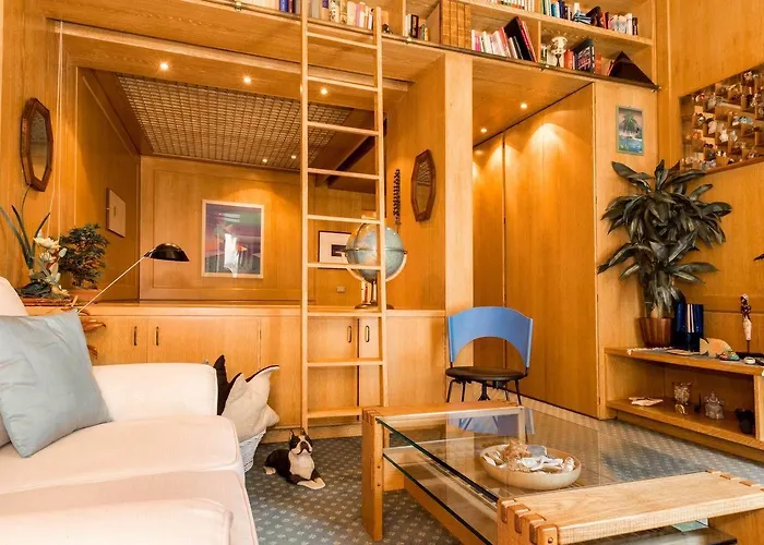 Joivy Charming With Terrace In The Very Heart Of Appartamento